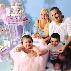 Meet your Posher, Ana